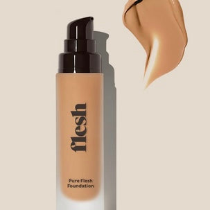 Base Flesh Pure Flesh Liquid Foundation