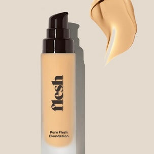 Base Flesh Pure Flesh Liquid Foundation