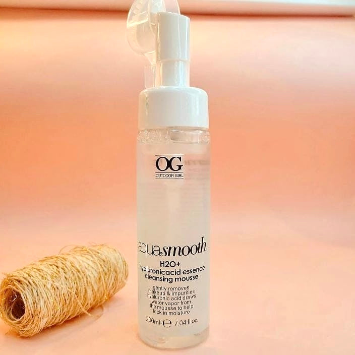 Espuma Desmaquillante de Ácido Hialurónico Outdoor Girl Cosmetics Aqua Smooth H2O