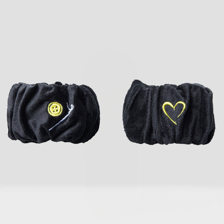 Set de Banda y Muñequeras Beauty Creations x Coraline Cats Don't Talk Headband & Wristband Set