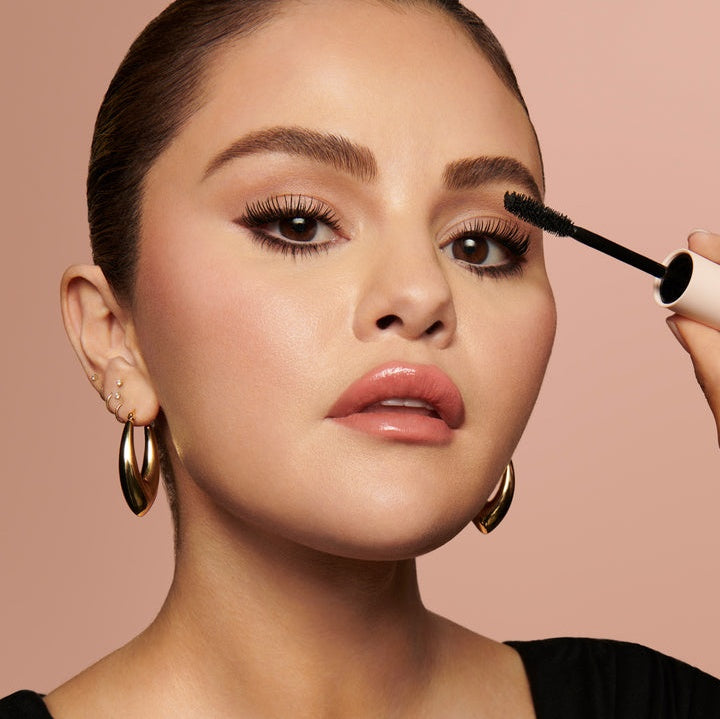 Mini Máscara de Pestañas Rare Beauty by Selena Gomez Perfect Strokes Universal Voluminizing Mascara 3.0ml