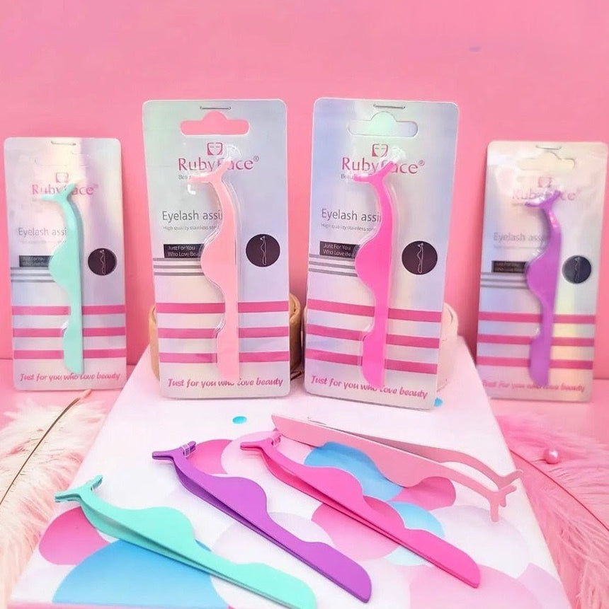 Pinza para Cejas Ruby Face Eyelash